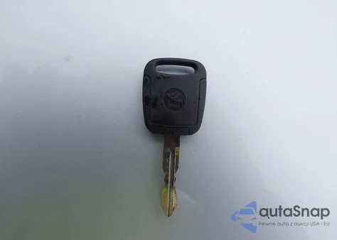 2004 Chrysler Concorde Limited from USA, damaged, VIN 2C3HD56G24H694625